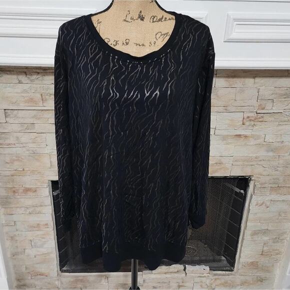 Jane and DeLancey silver and black zebra‎ striped super soft sweatshirt plus 2X - Picture 1 of 6